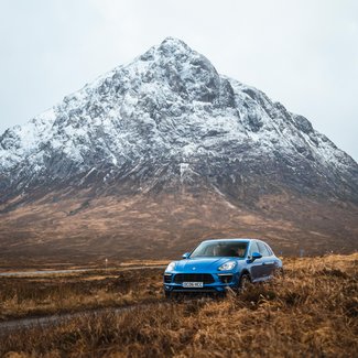 Porsche & Buachaille Etive Mor 2